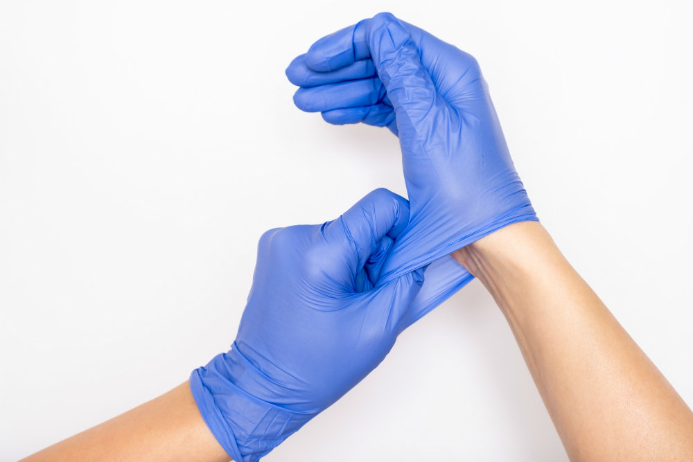 Может ли возникнуть аллергия на ношение перчаток? Разбираемся с помощью экспертных методов